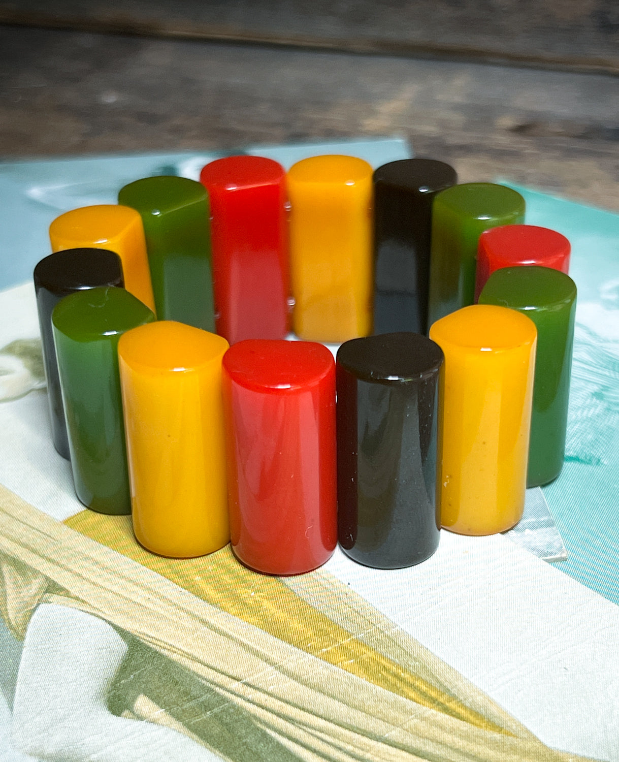 Rare Bakelite Stretch Bracelet, Iconic Art Deco Design
