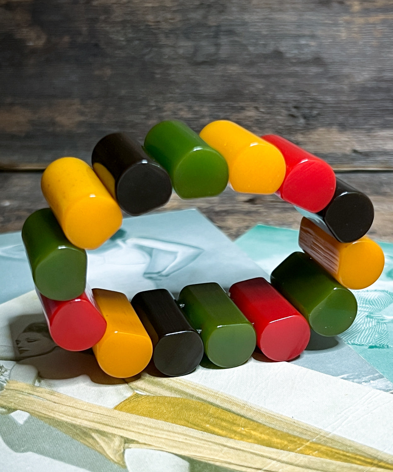 Rare Bakelite Stretch Bracelet, Iconic Art Deco Design