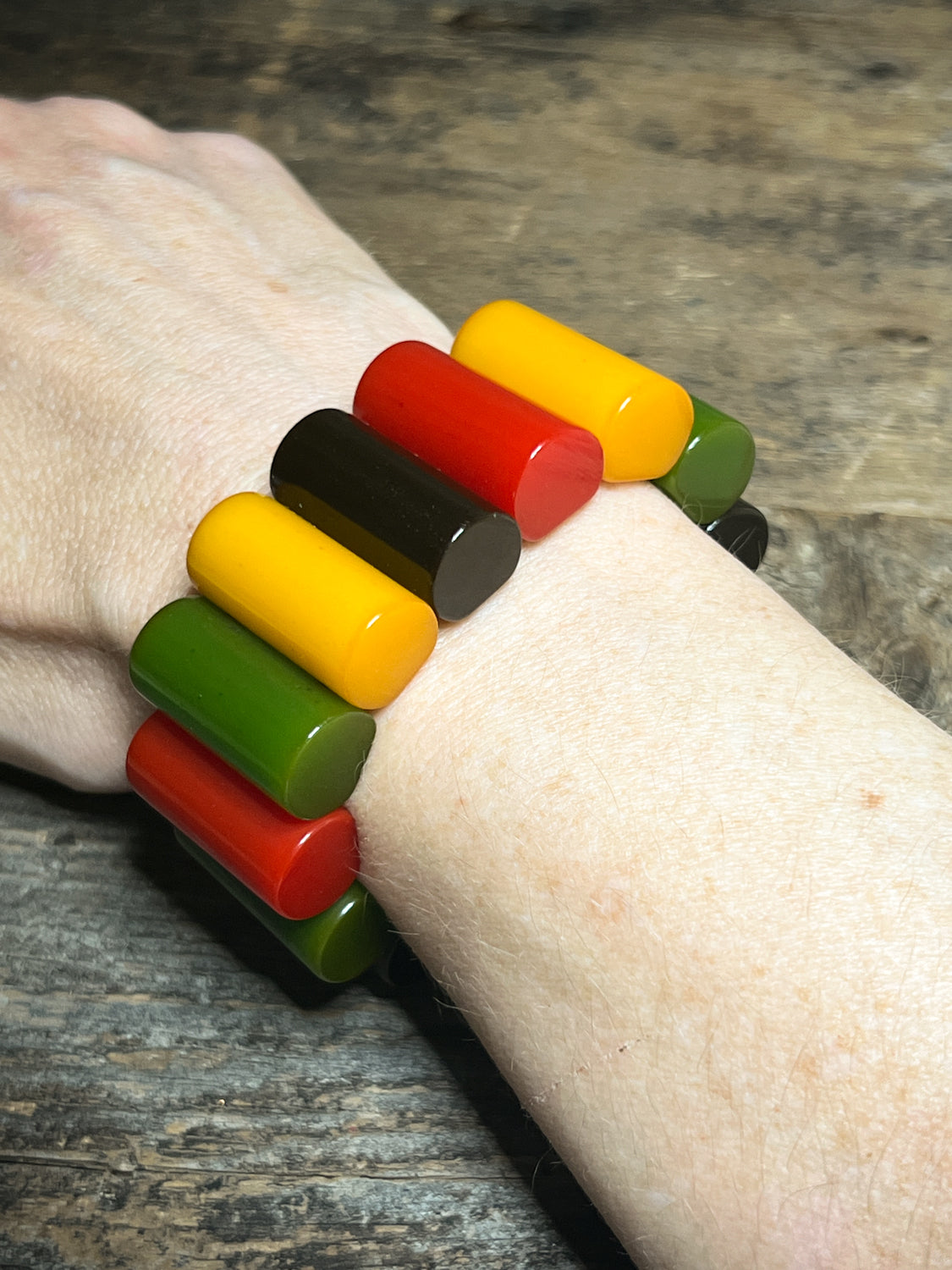 Rare Bakelite Stretch Bracelet, Iconic Art Deco Design