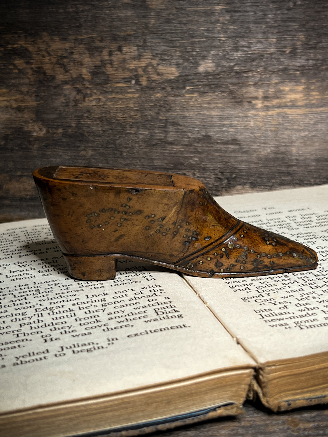 Fantastic Late Georgian Shoe Snuff Box w/ Pique Work, Love Token