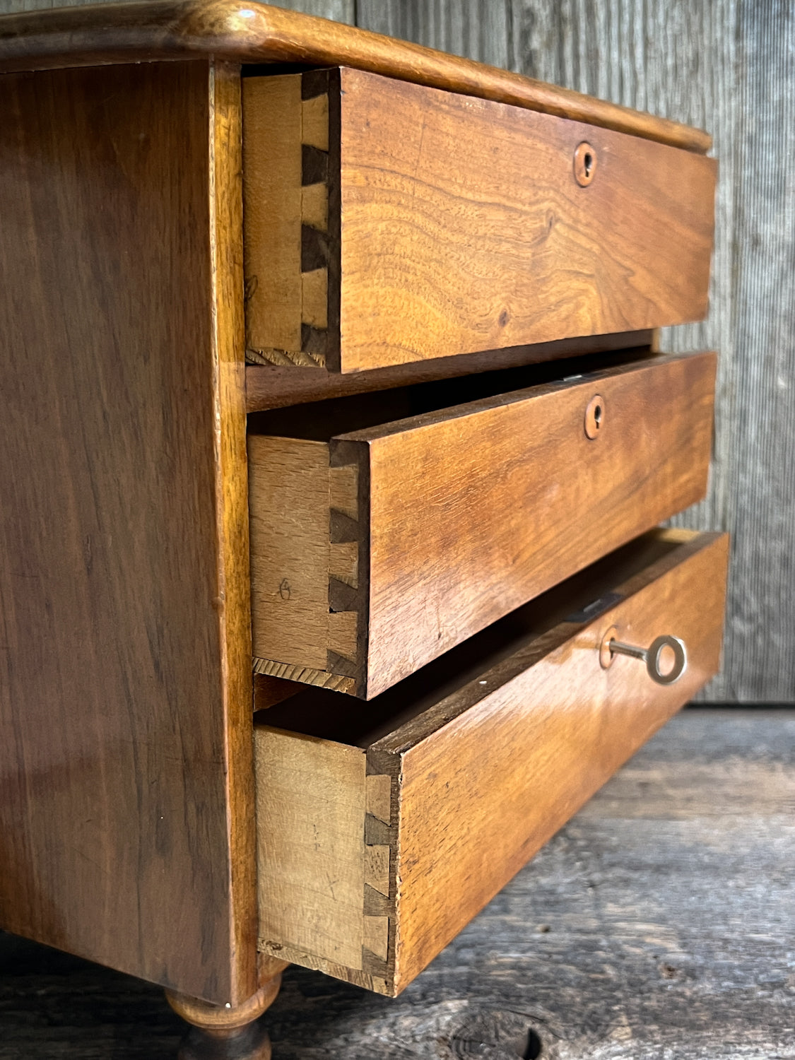 Fantastic & Rare "Salesman Sample" Miniature Dresser/Commode