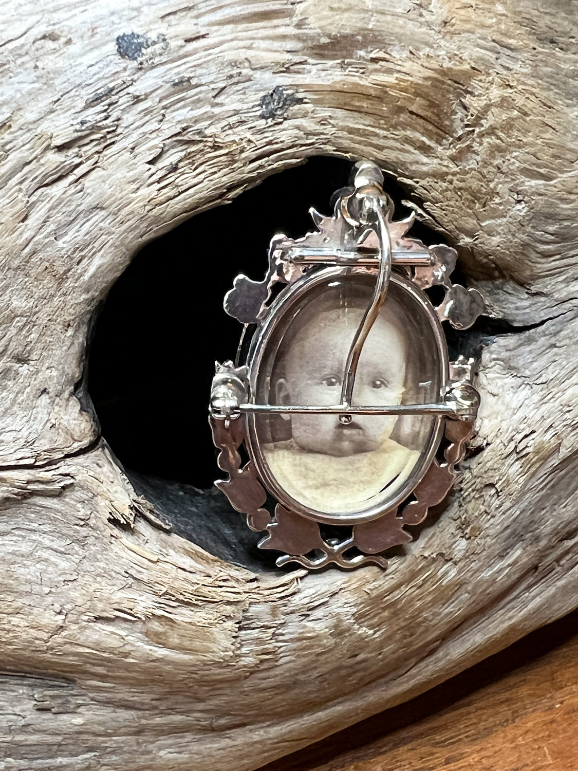 Absolutely Charming 19th Century Brooch/Pendant w/ Porcelain Enamel Painting